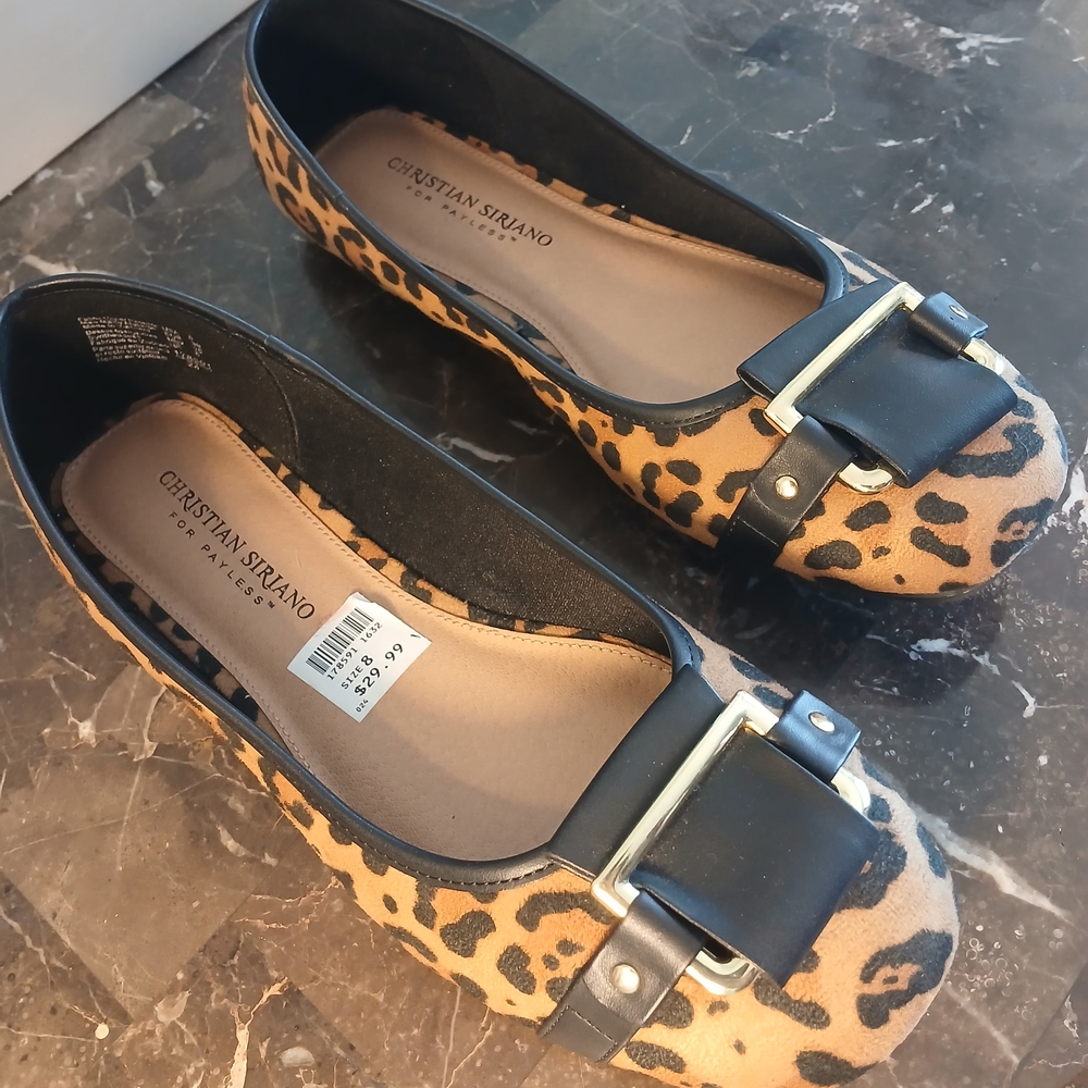 Christian Siriano Leopard Print Flats with Gold Buckle - Picture 11 of 11